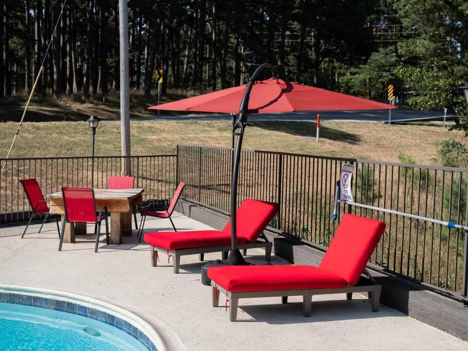 Stonegate Lodge 2 Queen Beds Fast Wifi 50" Tv Salt Water Pool Room #207 ユリーカ・スプリングス エクステリア 写真