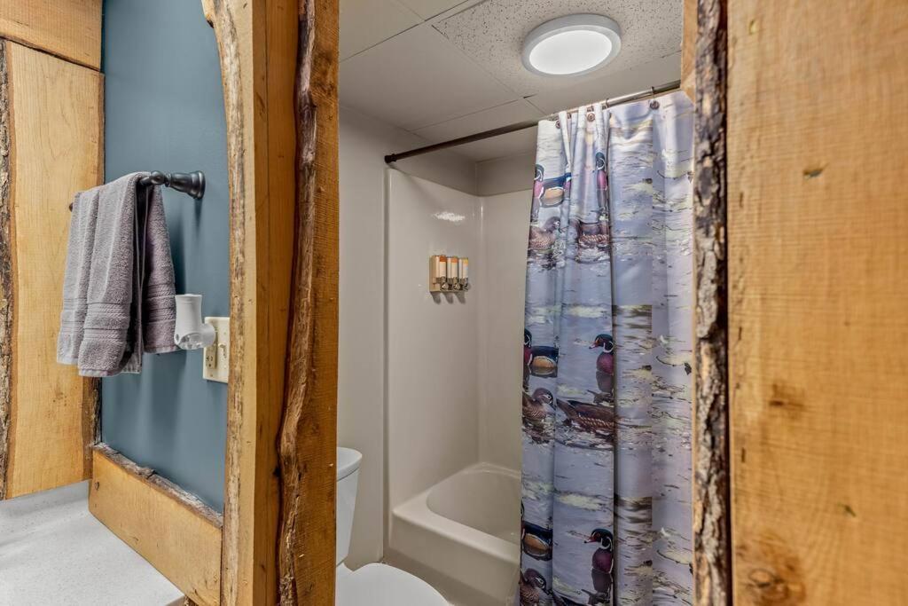 Stonegate Lodge 2 Queen Beds Fast Wifi 50" Tv Salt Water Pool Room #207 ユリーカ・スプリングス エクステリア 写真